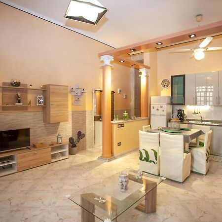 Апартаменти Casa Rosamaria Джардіні-Наксос Екстер'єр фото